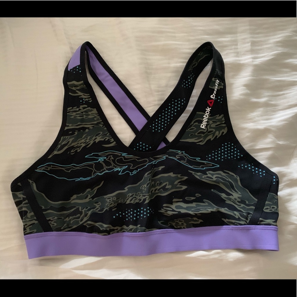 Reebok Reversible sports bra size M